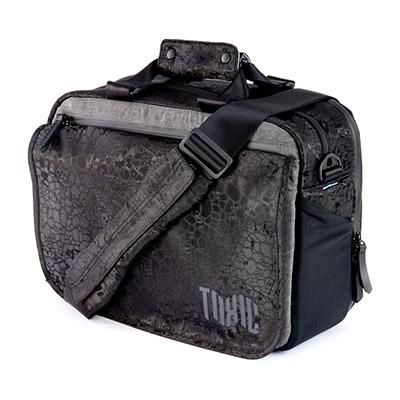 Image of Toxic Wraith Camera Messenger Bag Large Onyx Black